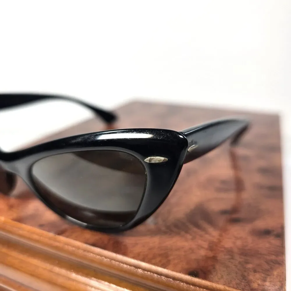Vintage Ray-Ban Lisbon Cat Eye Sunglasses B&L USA Black Women's